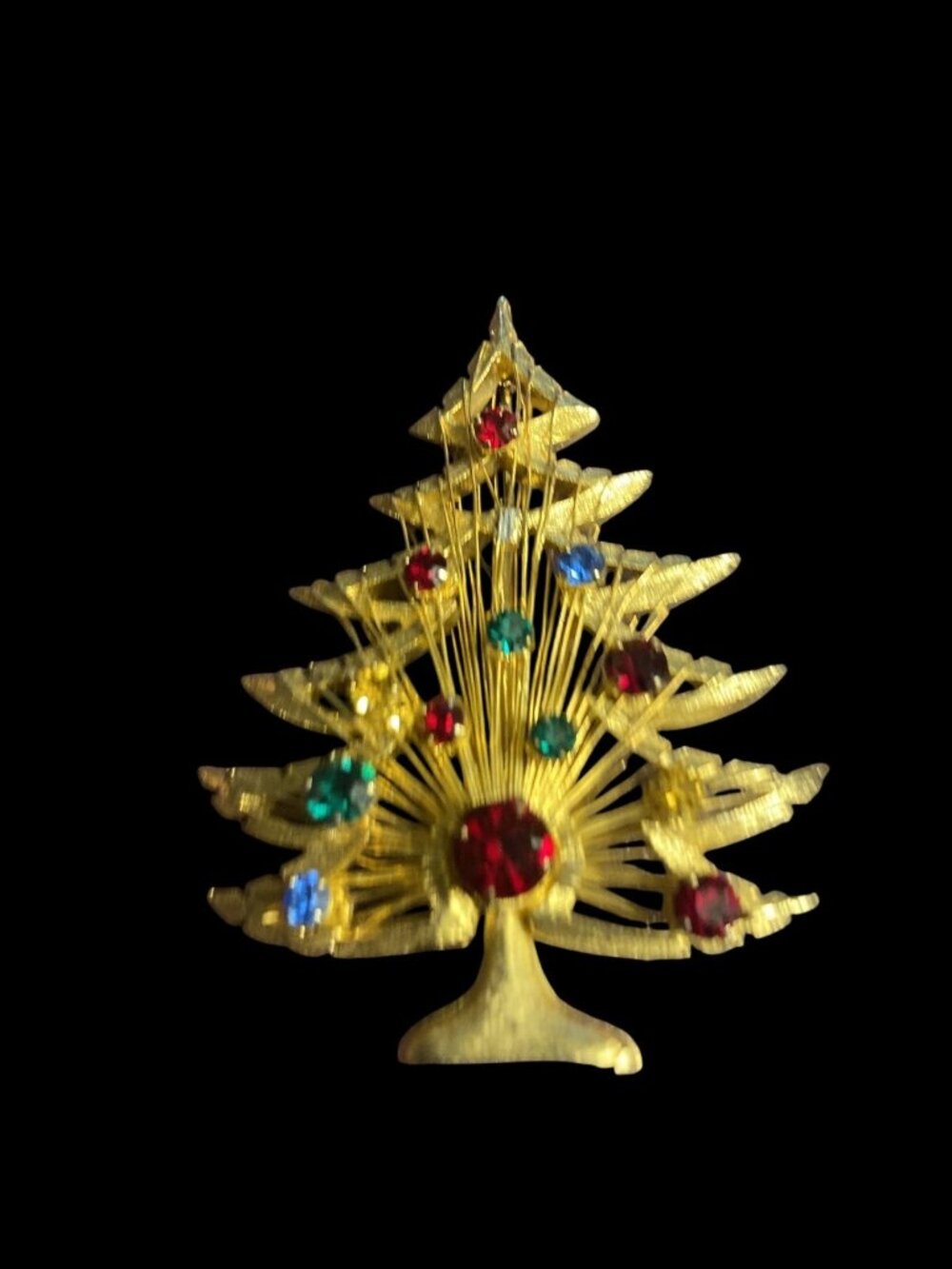 Vintage Brooks Christmas Tree Brooch Gold Tone W/ Colorful Rhinestones